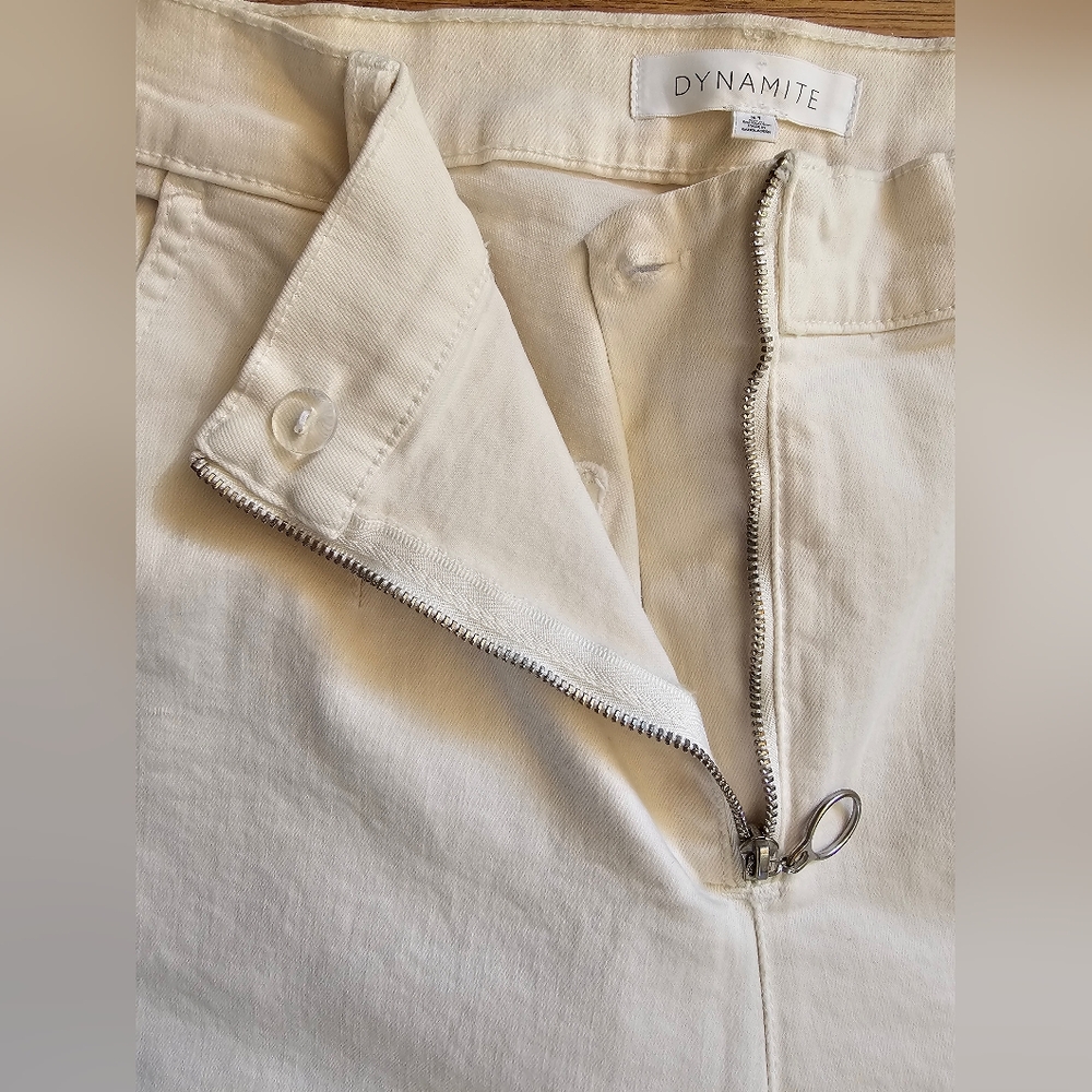 Dynamite Jeans - Picture 3 of 4